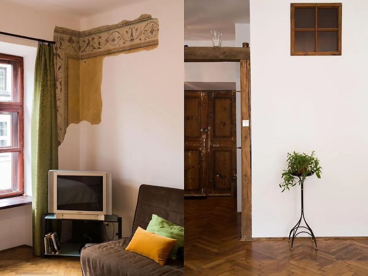 Sunny Studio In The Old Town Near Main Square Krakow Apartment